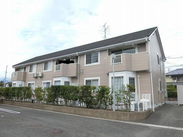 ア・ラモードメゾン藤塚Ａ