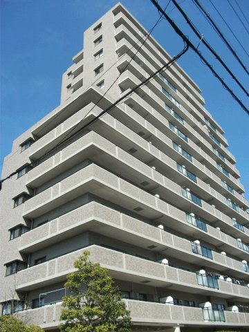 メイツ南千里の外観