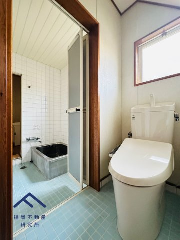 東区西戸崎３丁目　戸建てのトイレ