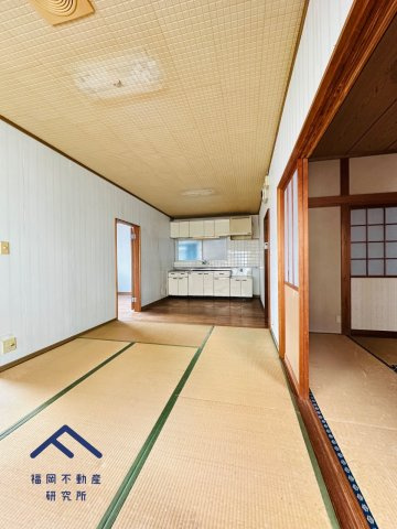 東区西戸崎３丁目　戸建ての和室