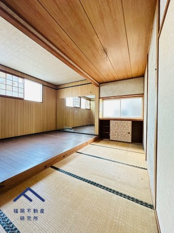 東区西戸崎３丁目　戸建ての和室