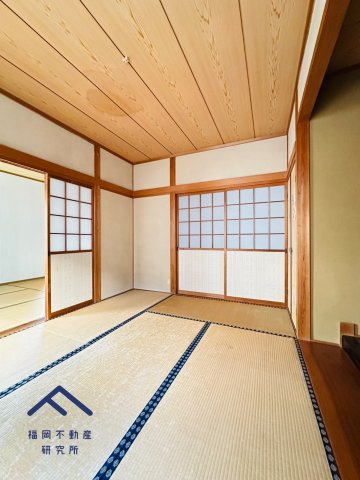 東区西戸崎３丁目　戸建ての和室