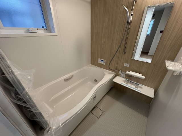 明石市松が丘1丁目新築戸建2号棟の浴室