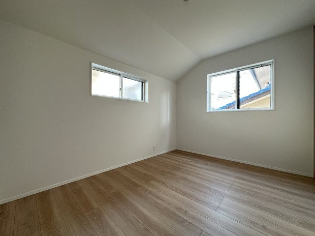 明石市松が丘1丁目新築戸建2号棟の洋室