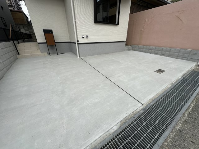 明石市松が丘1丁目新築戸建2号棟の前面道路含む現地写真|2026年1月17日撮影