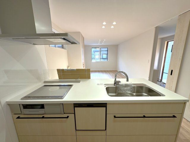 明石市松が丘1丁目新築戸建2号棟のキッチン