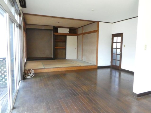 中古戸建　我孫子市中里　の居間・リビング