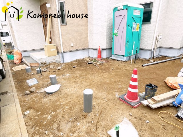 さいたま市見沼区東大宮6丁目48番　新築一戸建て　ハートフルタウン　Aの駐車場|カースペースがあります