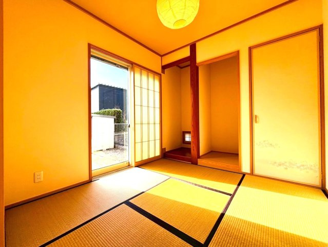 中古戸建　揖斐郡池田町上田　平成25年築の和室