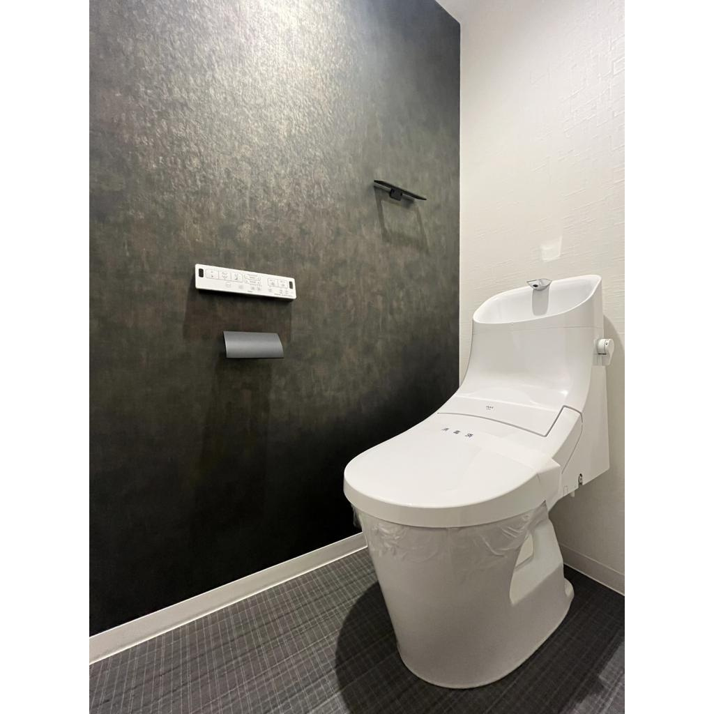 ＡＬＥＧＲＩＡ鴻池新田のトイレ|落ち着いた色調のトイレです