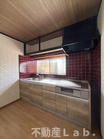 波多貸家のキッチン