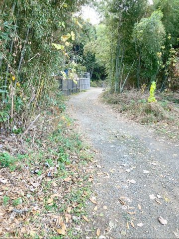糟屋郡粕屋町大字大隈字原　土地の前面道路含む現地写真|私道です！