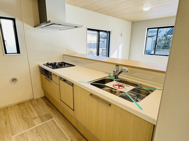 八王子市　北野台　新築一戸建て　２８期のキッチン|～使い勝手の良いシステムキッチン～