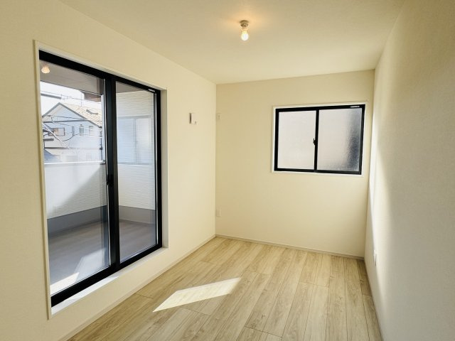 八王子市　北野台　新築一戸建て　２８期の子供部屋|～2階バルコニーに面している5.2帖の洋室です～