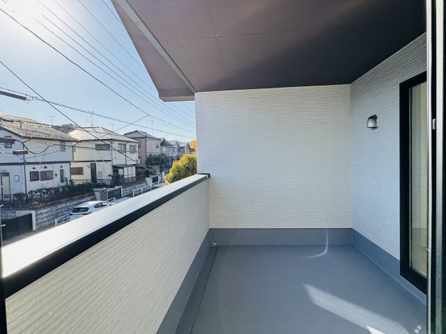 八王子市　北野台　新築一戸建て　２８期のバルコニー|～急な雨も安心のインナーバルコニーです～