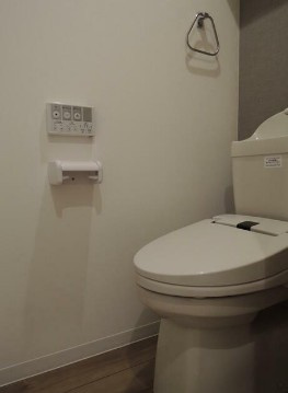 【トイレ】 | フェリーチェ阿佐ヶ谷Ⅵ | 温水洗浄便座。