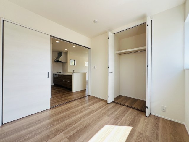 半田市新居町三丁目6番『仲介手数料無料』新築戸建ての洋室