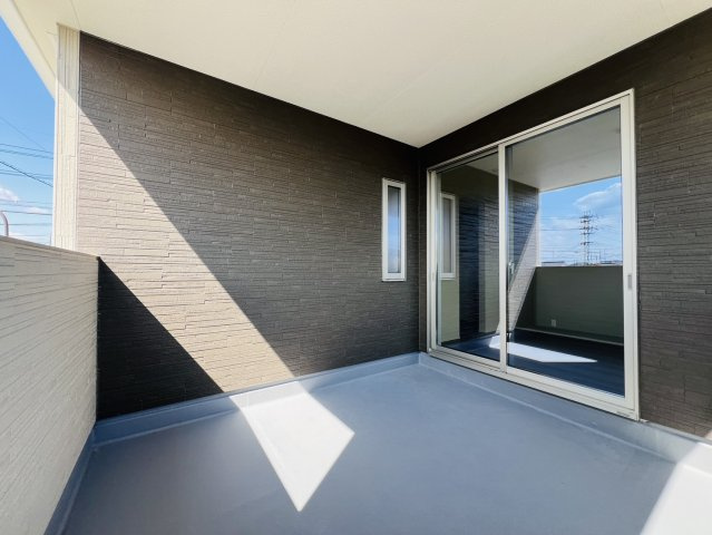 半田市新居町三丁目6番『仲介手数料無料』新築戸建てのバルコニー