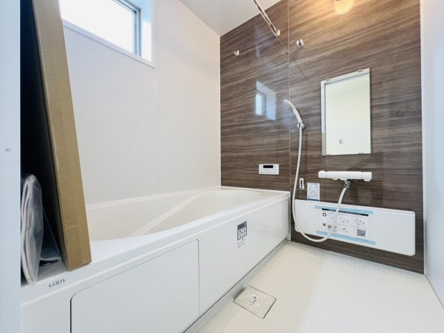 半田市新居町三丁目6番『仲介手数料無料』新築戸建ての浴室