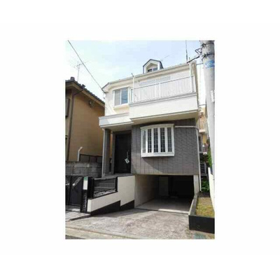 【外観】 | 杉並区和泉４丁目貸家 | 落ち着いた雰囲気。