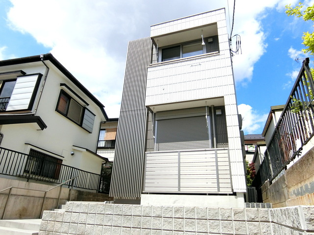 ＬＵＭＩＥＲＥ　西国立の外観|★閑静な住宅地★　★無料駐輪スペース★