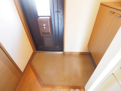 セジュール上瀬野の玄関