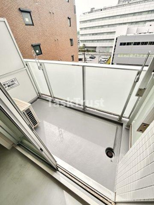 【バルコニー】 | アヴェーレ京阪本通