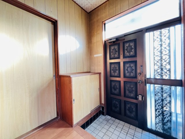 【玄関】 | 深谷市西大沼　中古戸建