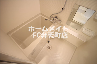 【浴室】 | アドバンス大阪ルーチェ | 日々の暮らしに欠かせないお風呂です