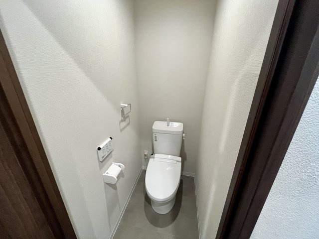 マンションRのトイレ|嬉しい温水洗浄便座付き♪