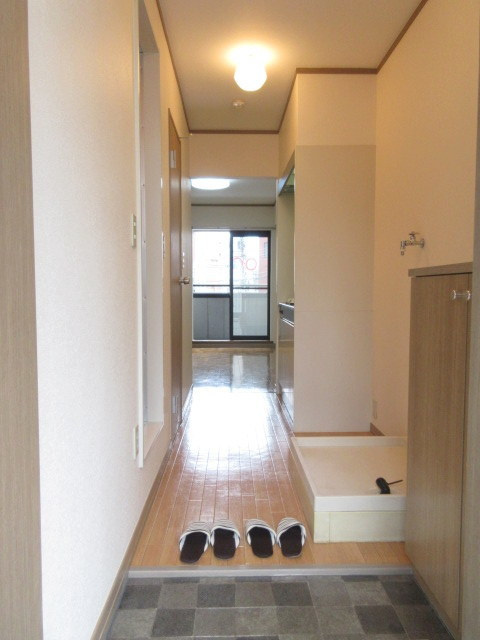 クラシーズ駒込の玄関