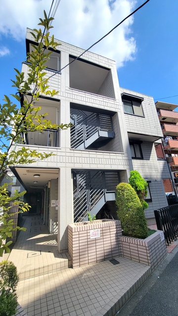 クラシーズ駒込のエントランス