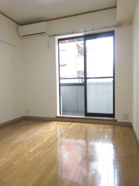 クラシーズ駒込の居間・リビング