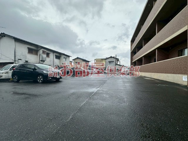 アカリナの駐車場