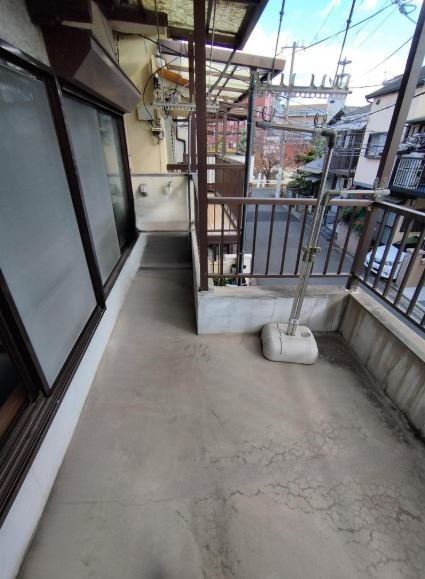 東大阪市菱屋東2丁目　中古戸建のバルコニー