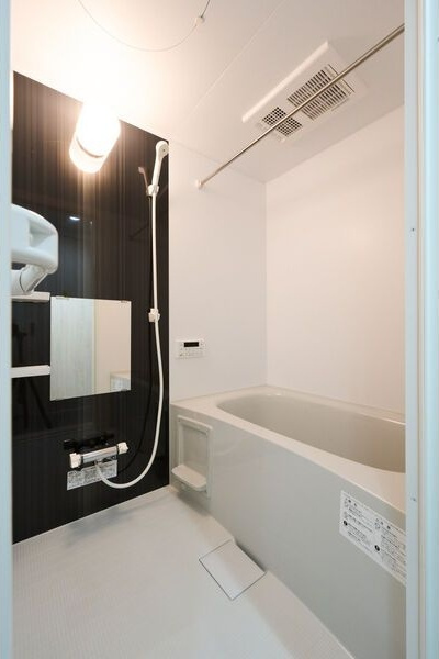 CRASTINE上飯田東町4丁目の浴室