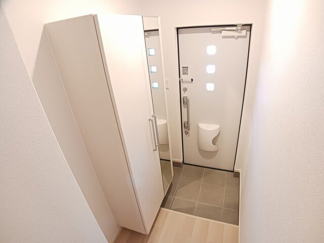 アイ　アドバンスＢの玄関