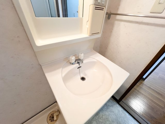 カームリヴの独立洗面台