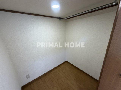 【その他】 | エムケーレジデンス | ウォークインクローゼット内