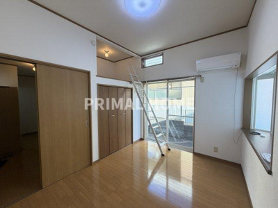 【居間・リビング】 | エムケーレジデンス