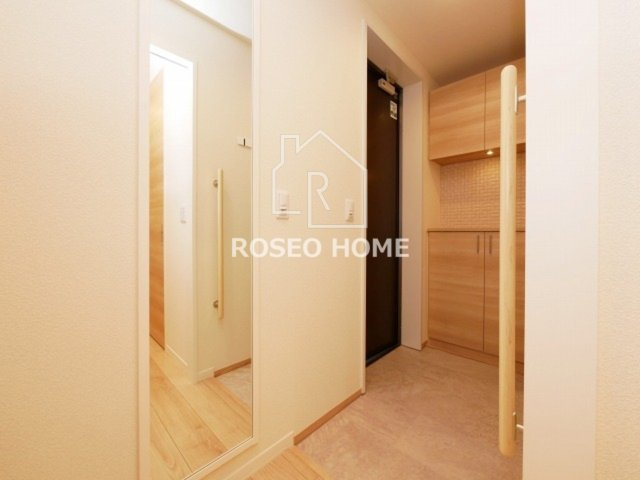 シャーメゾン島之内の玄関|同マンション別部屋：参考写真