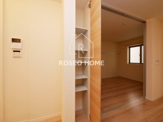 シャーメゾン島之内の収納|同マンション別部屋：参考写真