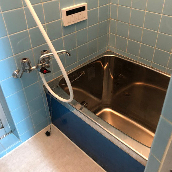 大阪市生野区巽中　中古テラスハウスの浴室