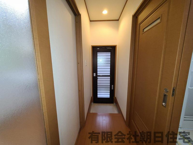 【内装】 | 矢田町中古戸建 | 内装は落ち着いています