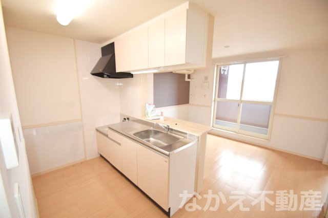 【キッチン】 | コンパクトなキッチンで掃除もラクラク