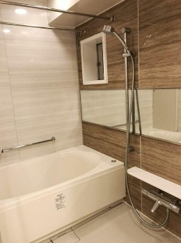 【浴室】 | ブランズ東中野プレシアス | 追い焚き機能、浴室乾燥機付きバス。