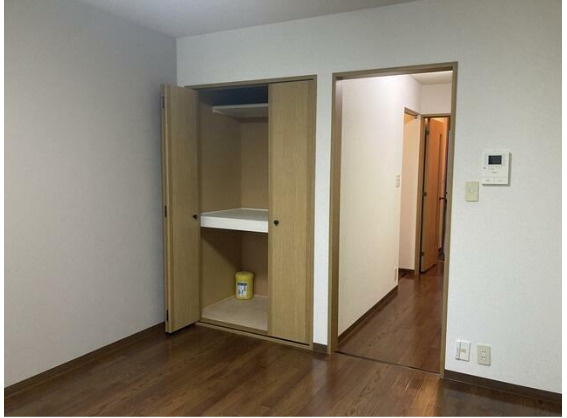 中野区江古田４丁目のアパートの収納