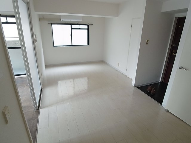 トルテアラタの居間・リビング|リビングスペース