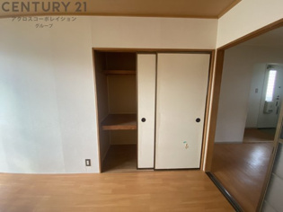 パセオ仁川の居間