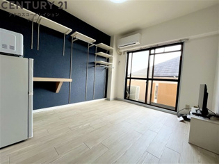 アネックス高座の居間